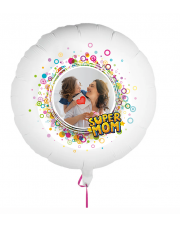 Fotoballon bedruckt mit einem Motiv zum Muttertag mit dem Text "Super Mom" auf einem Geschenkballon