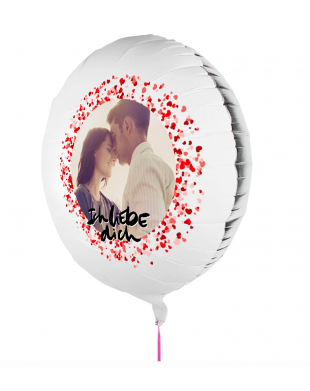 Personalisierbarer Fotoballon zum Valentinstag. Geschenkballon mit kleinen roten Herzen bedruckt.
